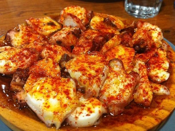 pulpo a la gallega en espagne