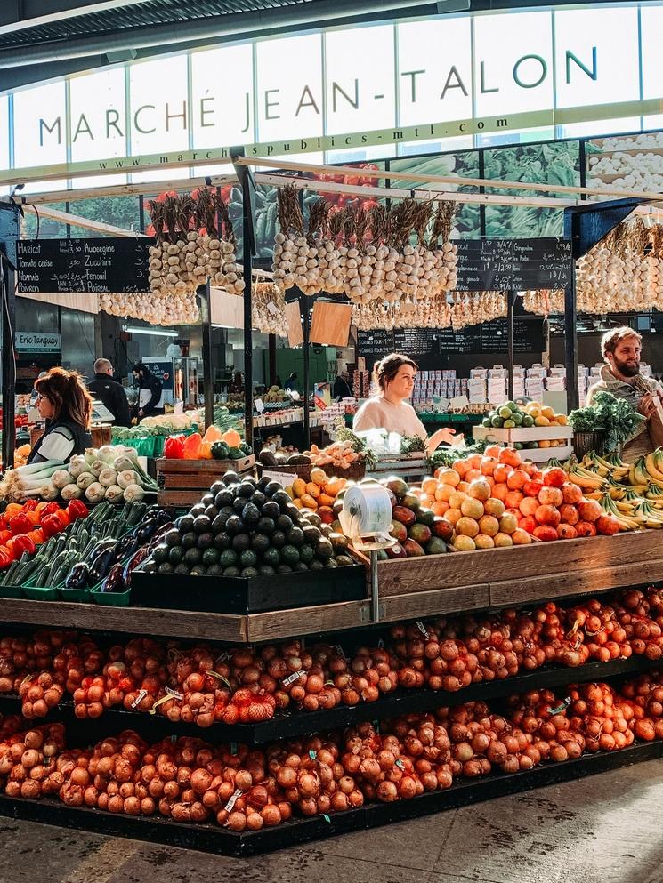 Marché de produits frais Jean Talon à Villeray, le quartier le plus cool de Montréal