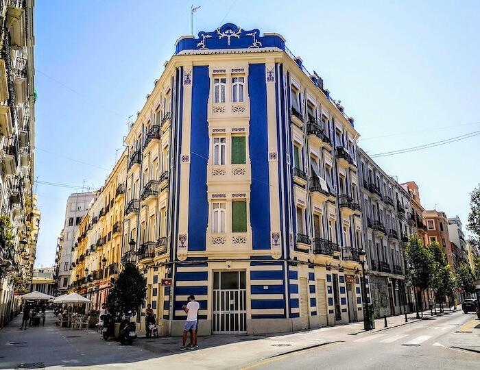 des immeubles colorés de ruzafa à valencia