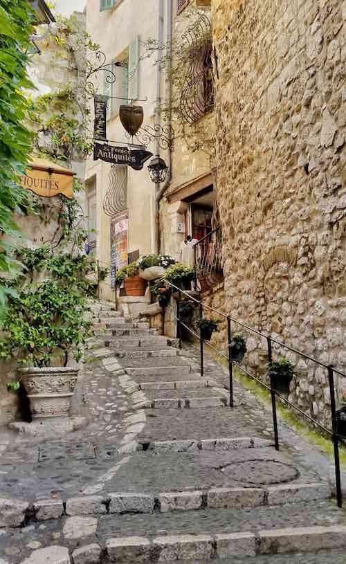 saint paul de vence marche et rue