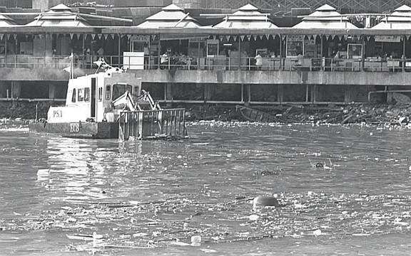 singapore river