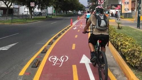 300 km de pistes cyclables à Lima pour garantir un transport urbain durable