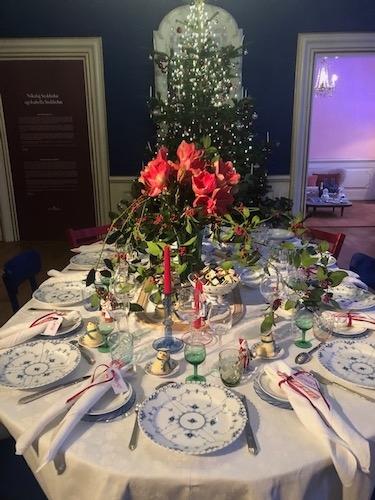 table dressée pour Noël chez Royal Copenhagen à Copenhague 