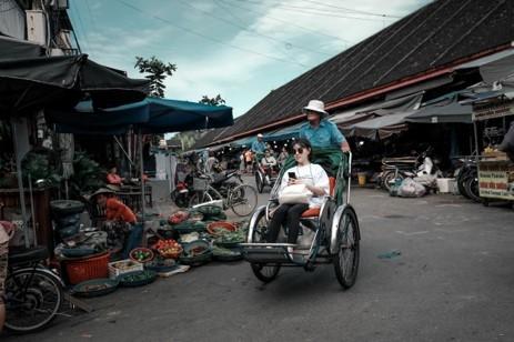 une touriste coréenne au Vietnam 