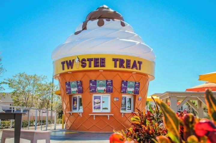 @Twisteetreat Instagram