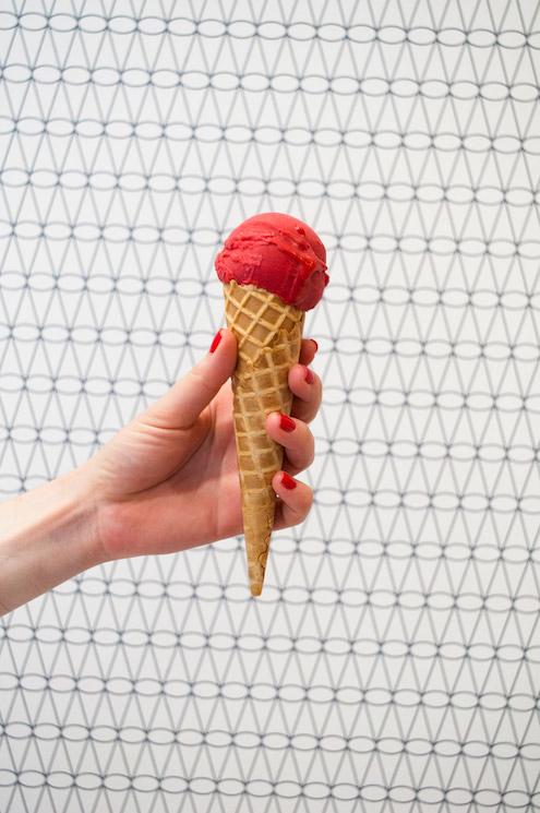 Une glace à Paris