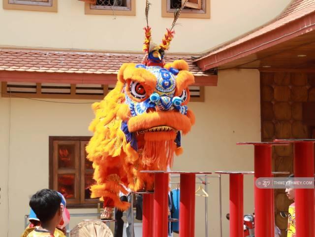 Danse des piliers d'acier. Photo_ Chea Youkeang