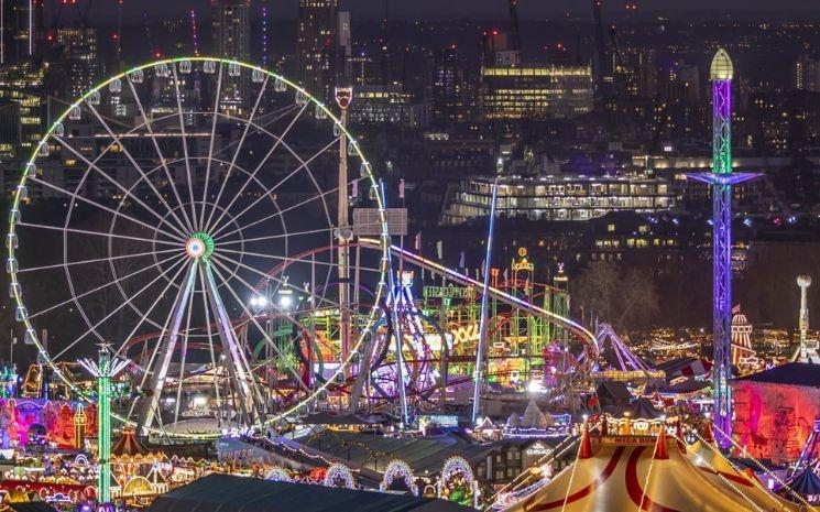 winter wonderland Christmas market