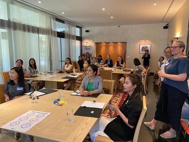 workshop femmes ambassade de France au Cambodge